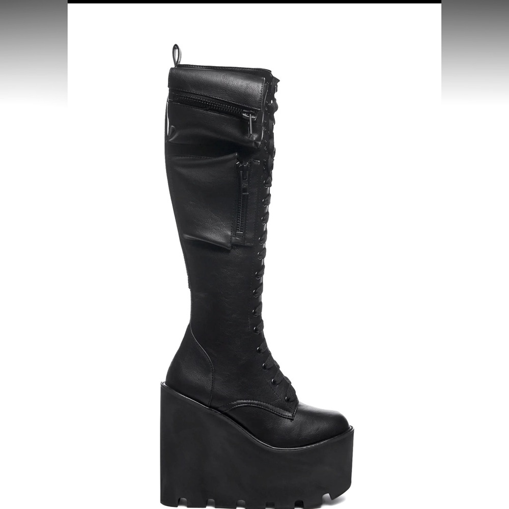 Platform dolls kill boots